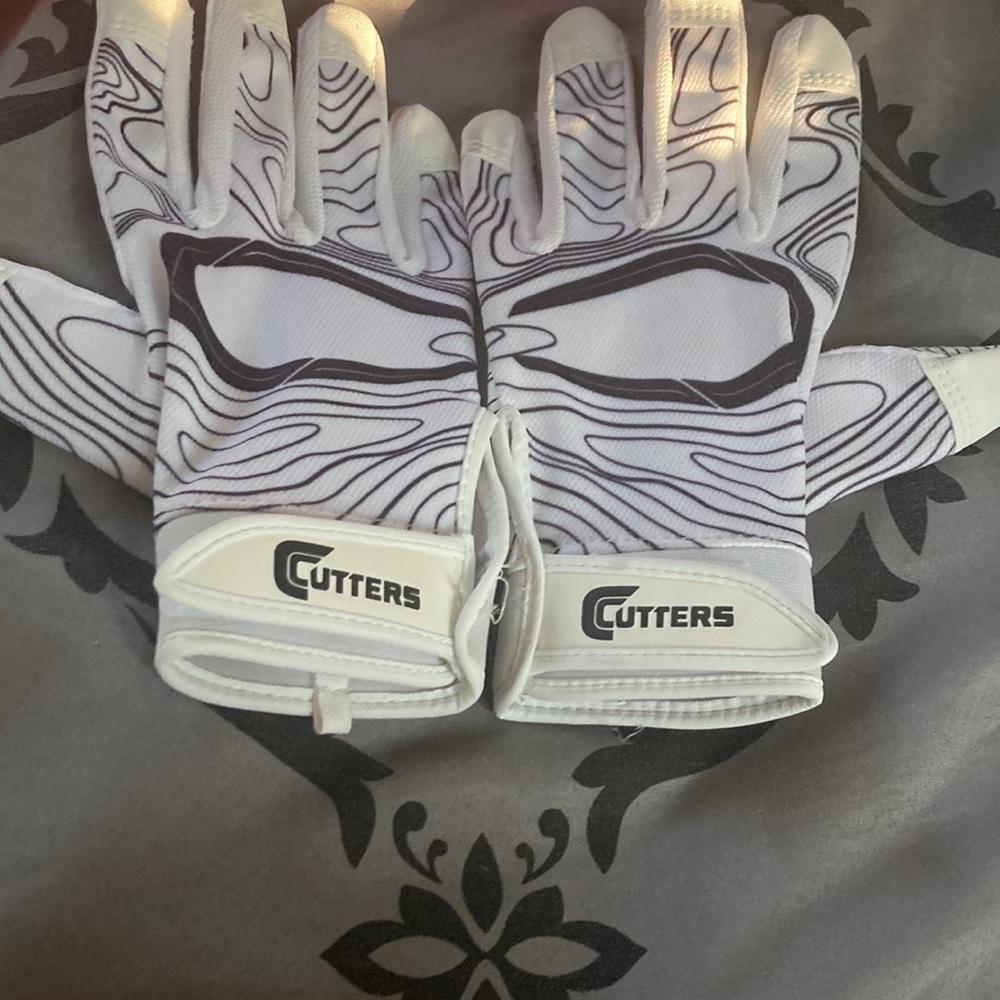 Cutters Football Gloves